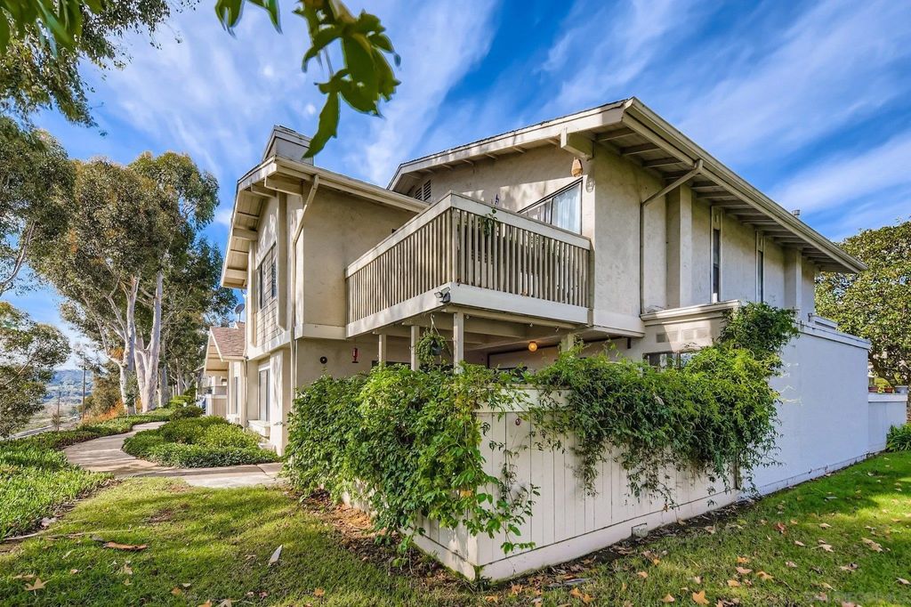 Photo of 3995 Camino Lindo, San Diego, CA 92122 (MLS # 250044286)