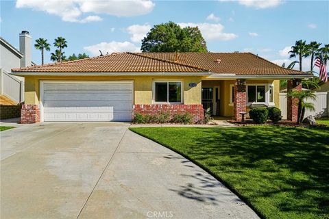 Photo of 42364 Corte Villosa, Temecula, CA 92592 (MLS # SW25279053)