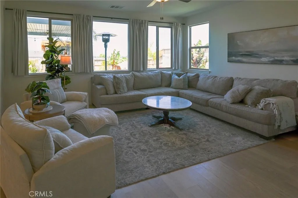 1104 Sunridge