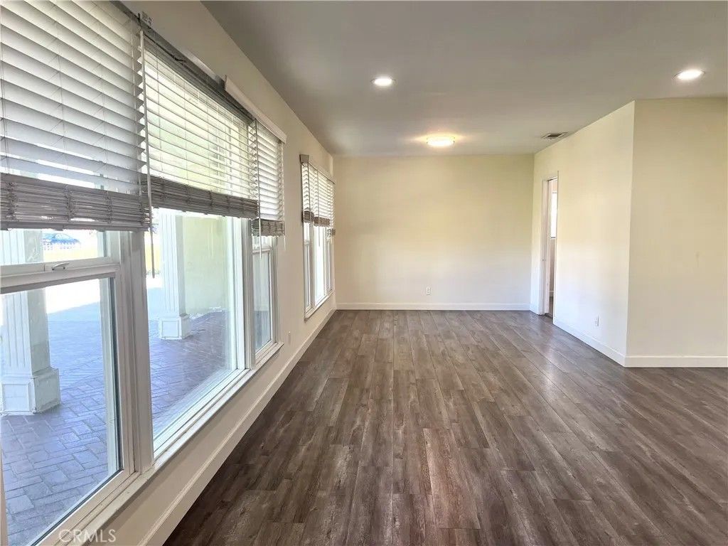 Photo of 1518 E Vine Ave, West Covina, CA 91791 (MLS # TR26039559)