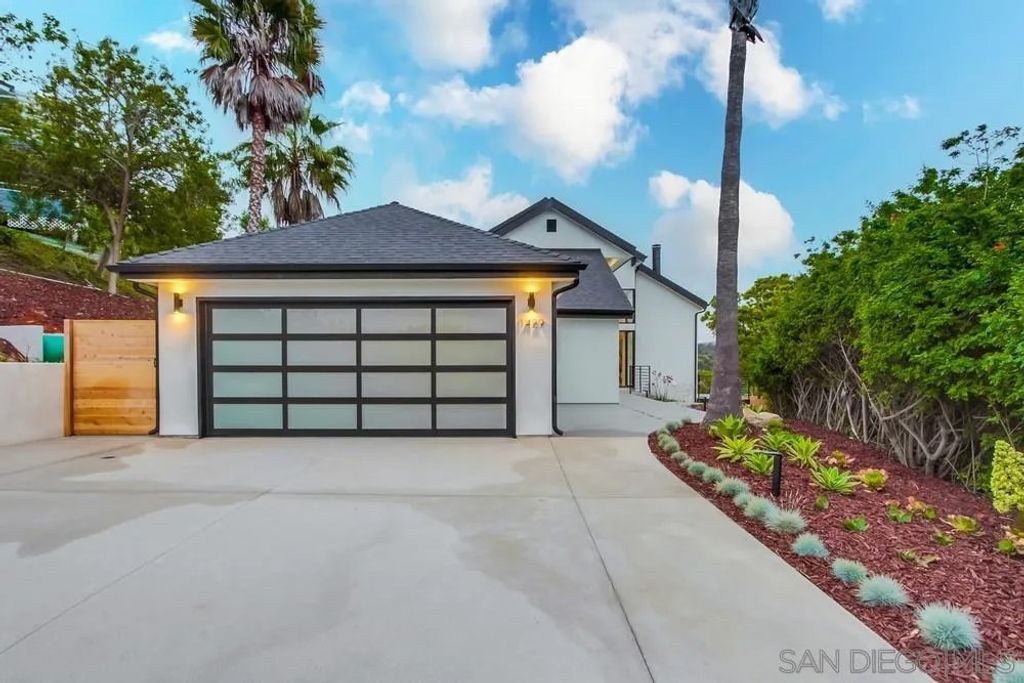 Photo of 1429 Trabert Ranch Rd, Encinitas, CA 92024 (MLS # 250043579)