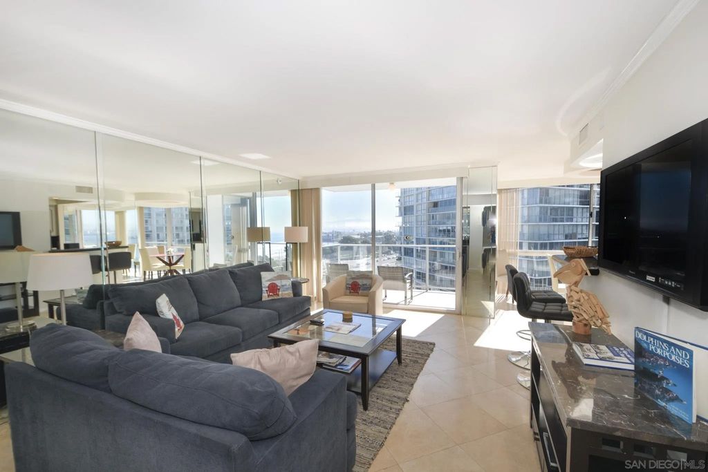 Photo of 1810 Avenida del Mundo #702, Coronado, CA 92118 (MLS # 250032150)