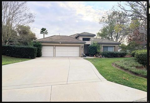 Photo of 915 Cookie Ln, Fallbrook, CA 92028 (MLS # 260008282)