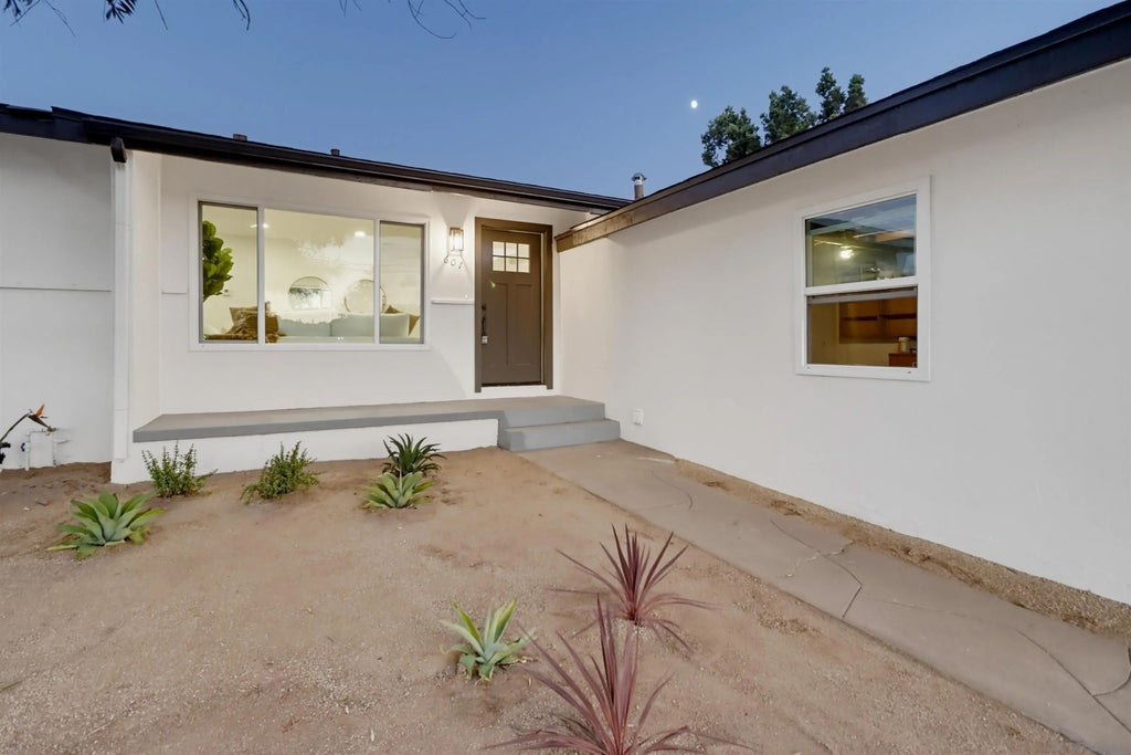 Photo of 601 Van Houten Ave, El Cajon, CA 92020 (MLS # 260025884)