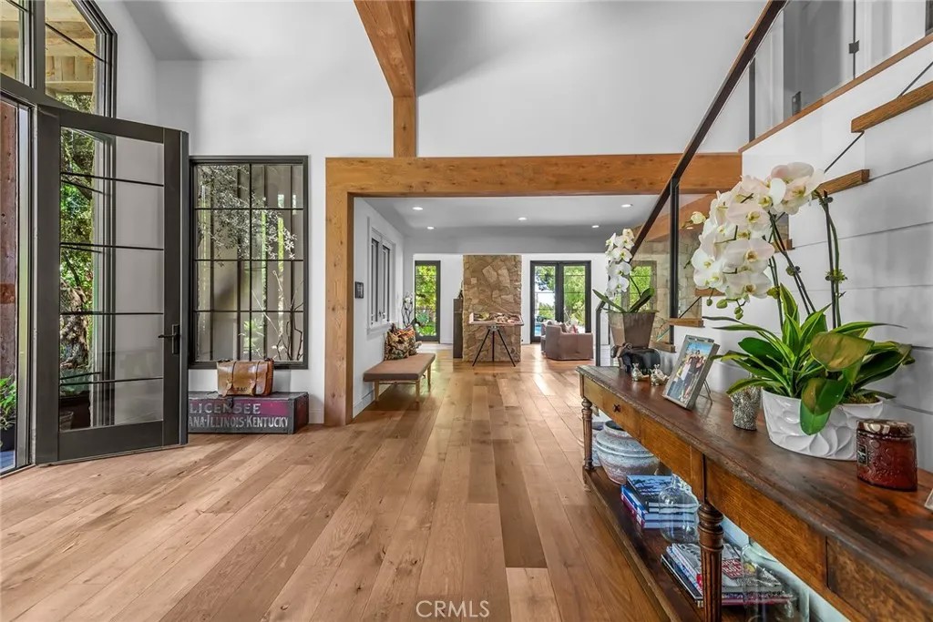 5207 SADDLE CREEK Road