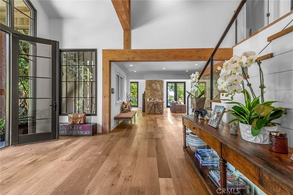 5207 SADDLE CREEK Road