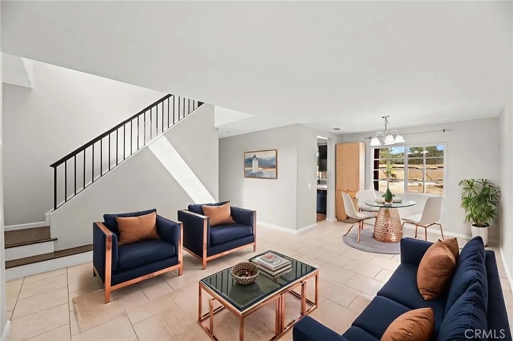Photo of 40581 Sunflower Road, Murrieta, CA 92562 (MLS # SW25235877)