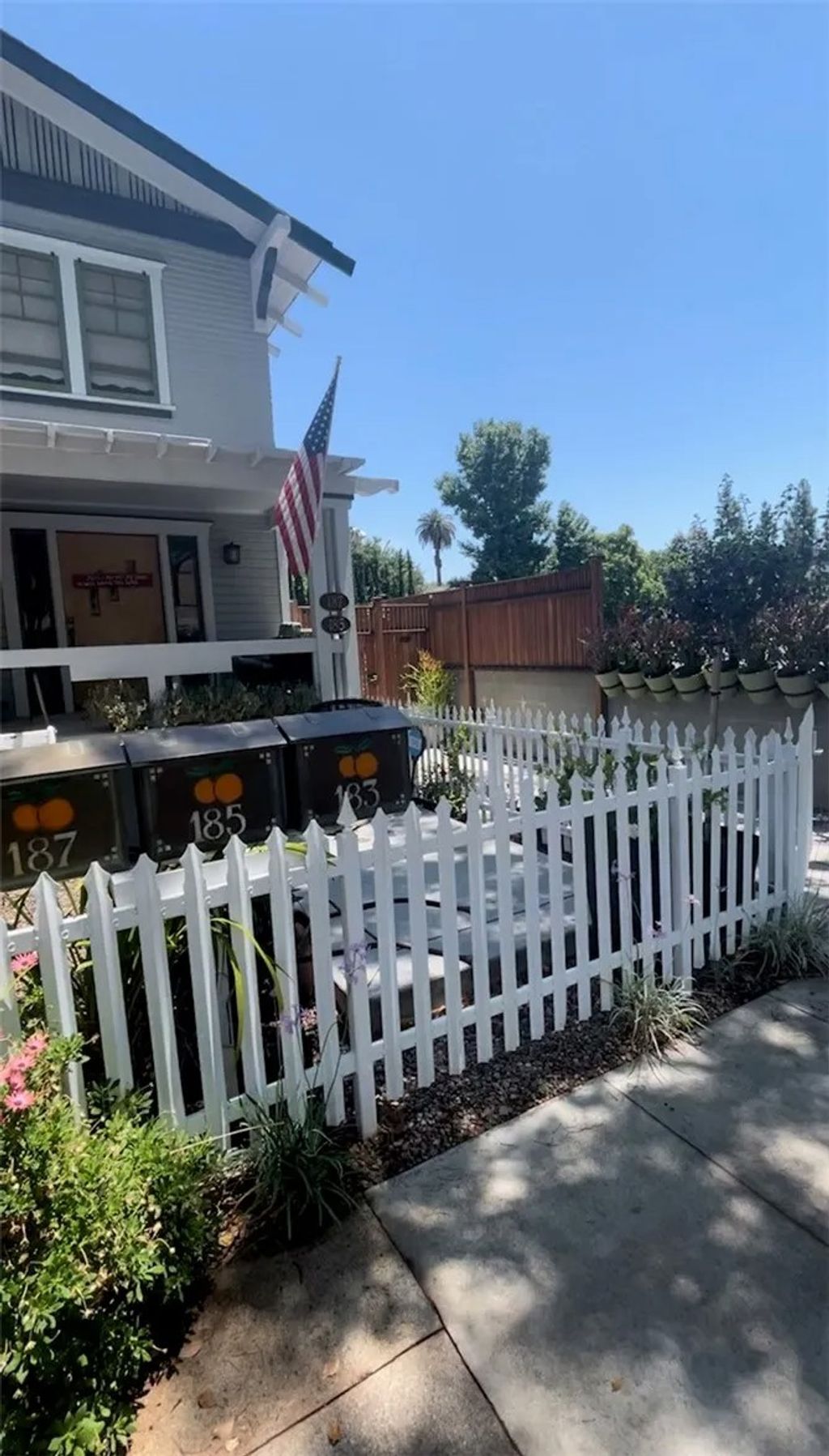 Photo of 185 N Grand St, Orange, CA 92866 (MLS # PW26078097)