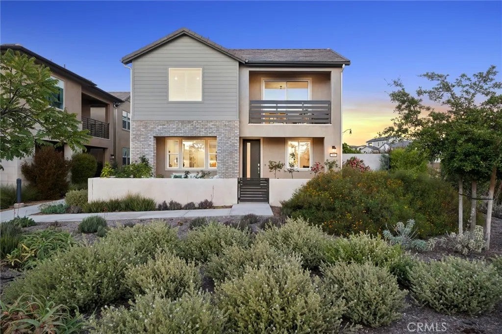 Photo of 306 Treble, Irvine, CA 92618 (MLS # OC26197690)