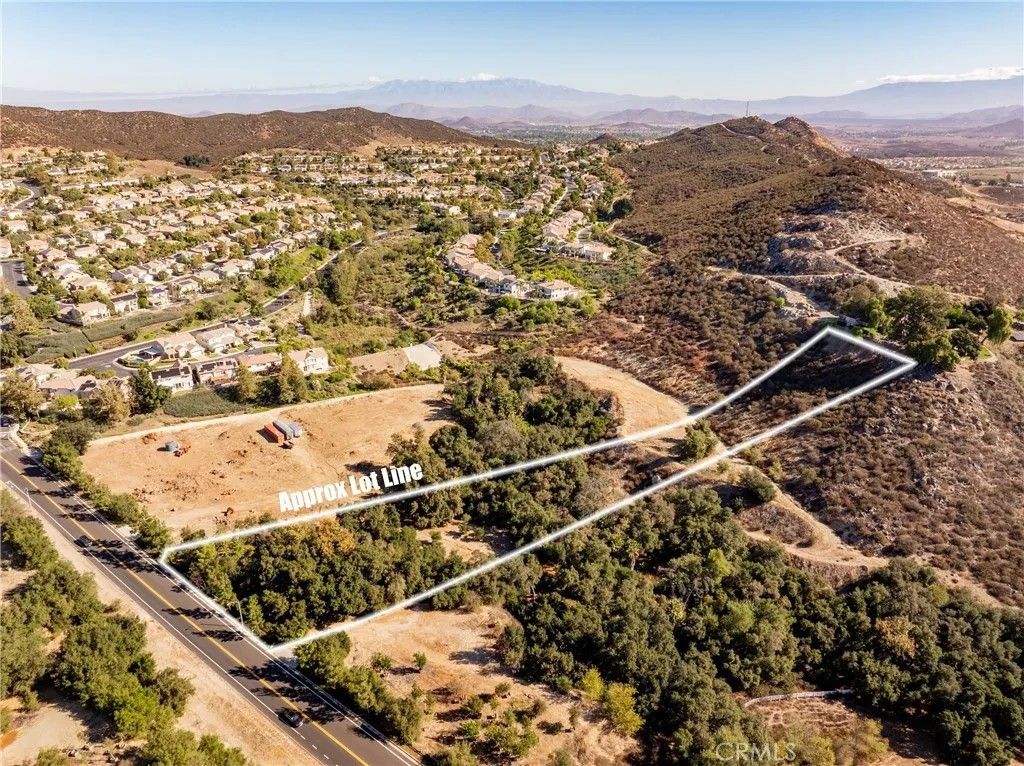 Photo of 1 Greer Rd, Murrieta, CA 92562 (MLS # SW25233244)