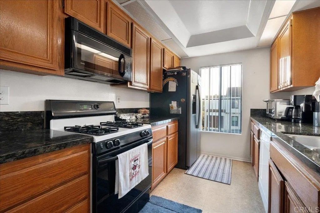 Photo of 6956 Sandpiper Place, Carlsbad, CA 92009 (MLS # NDP2601351)