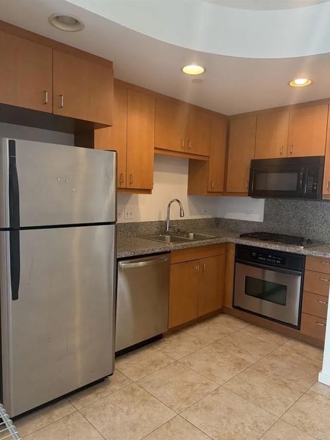 Tiny photo for 550 15th Ave #403, San Diego, CA 92101 (MLS # PTP2506640)