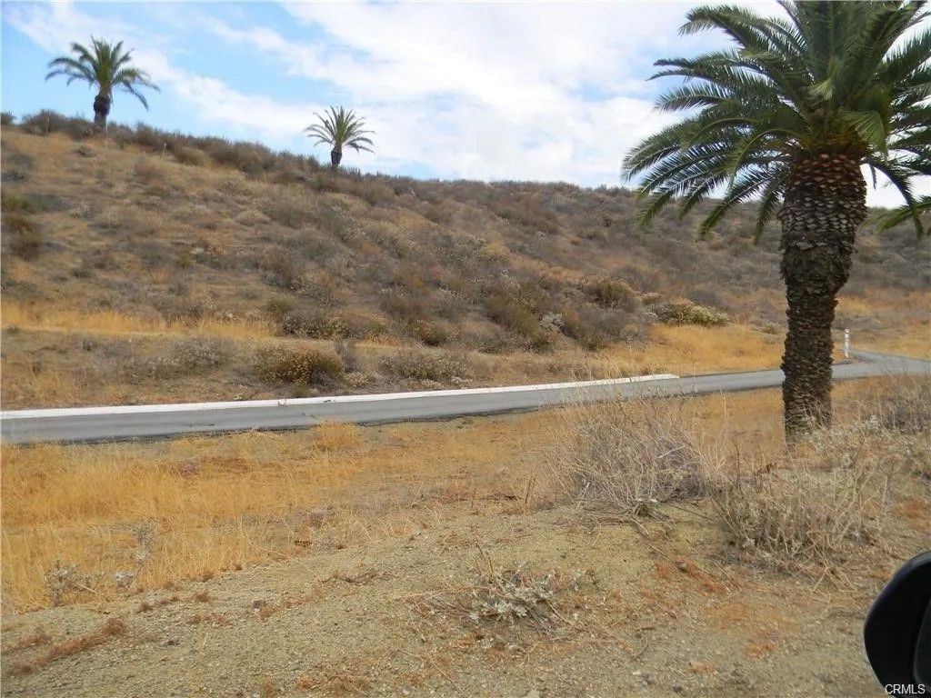 Photo of 0 LakeView Ave, Lake Elsinore, CA 92530 (MLS # SW25273842)