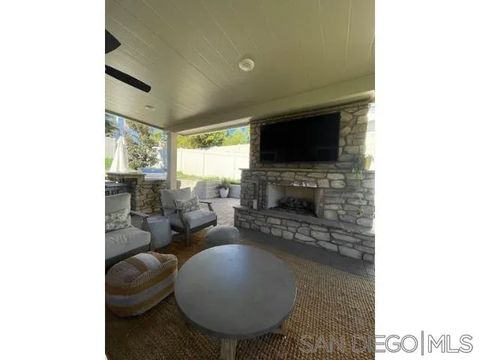 Photo of 1705 Wildflower Ct, Vista, CA 92083 (MLS # 250045697)