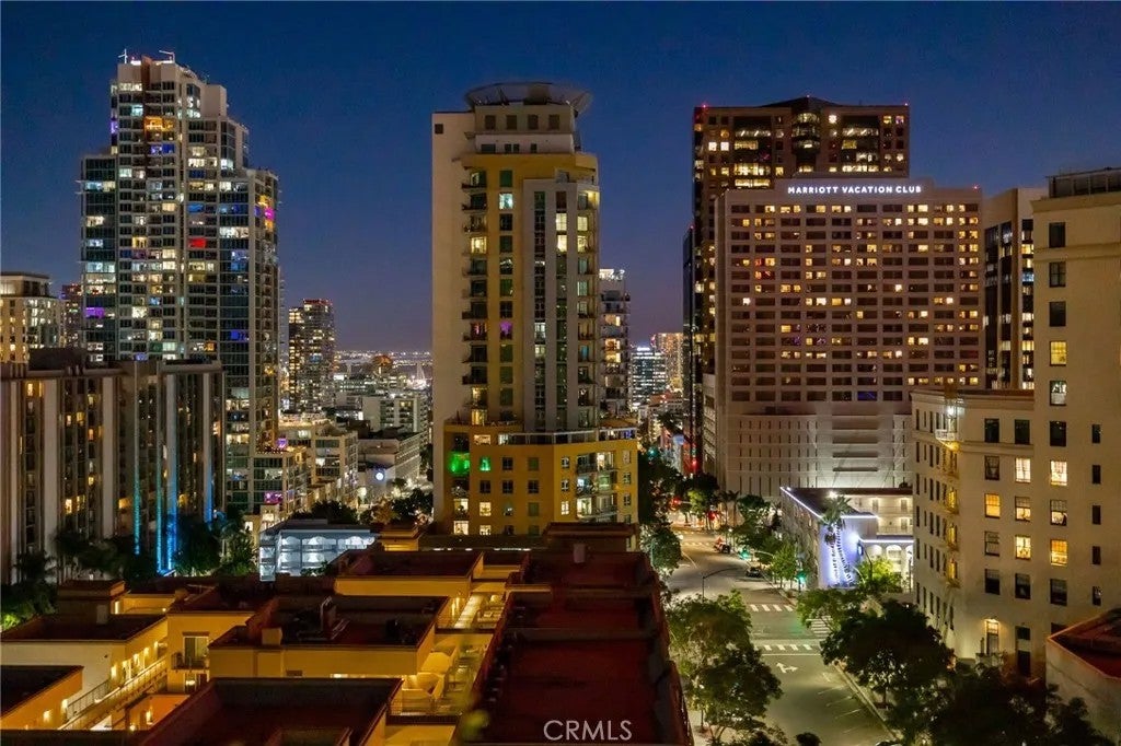 Photo of 850 Beech ST #1205, San Diego, CA 92101 (MLS # CV26226265)