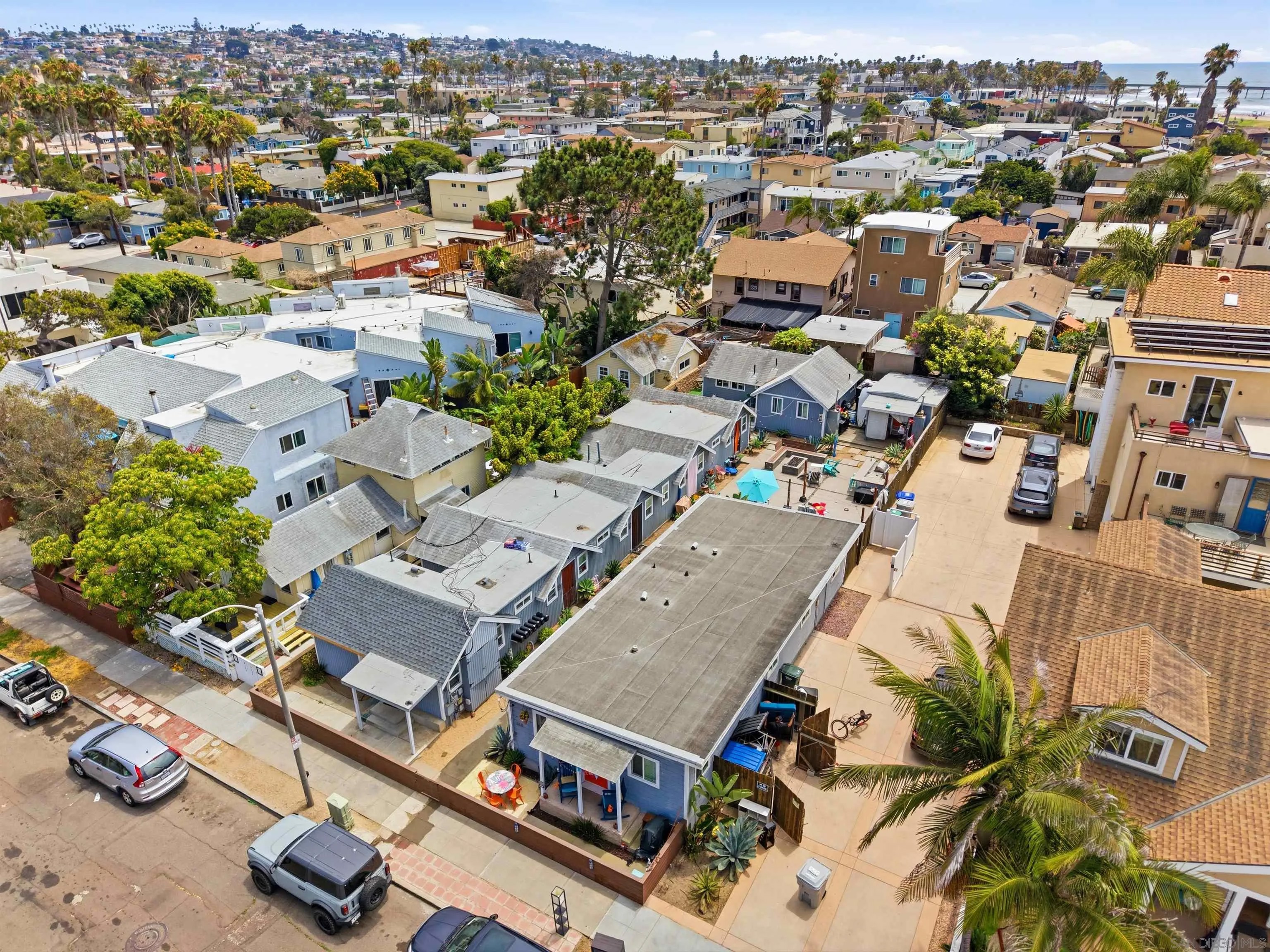 5137 Muir Ave