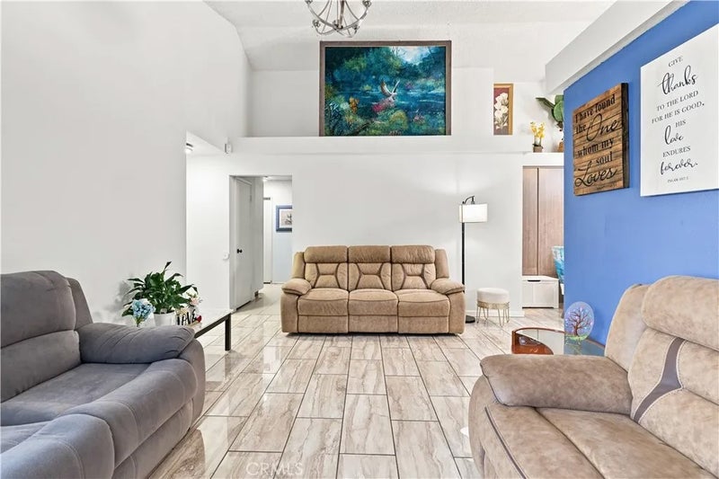 5344 Sunburst Drive