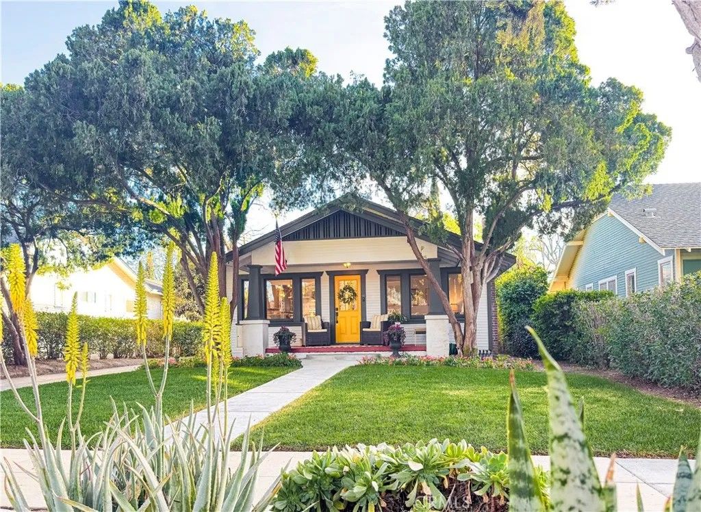 Photo of 4032 Elmwood Court, Riverside, CA 92506 (MLS # IG26054283)