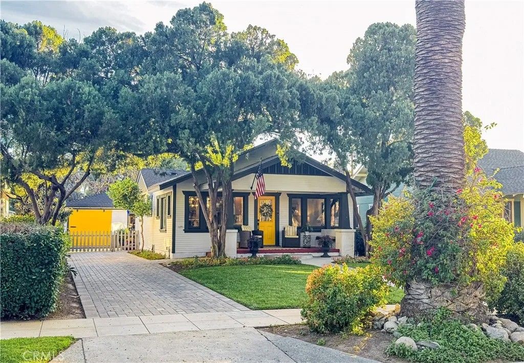 Photo of 4032 Elmwood Court, Riverside, CA 92506 (MLS # IG26054283)