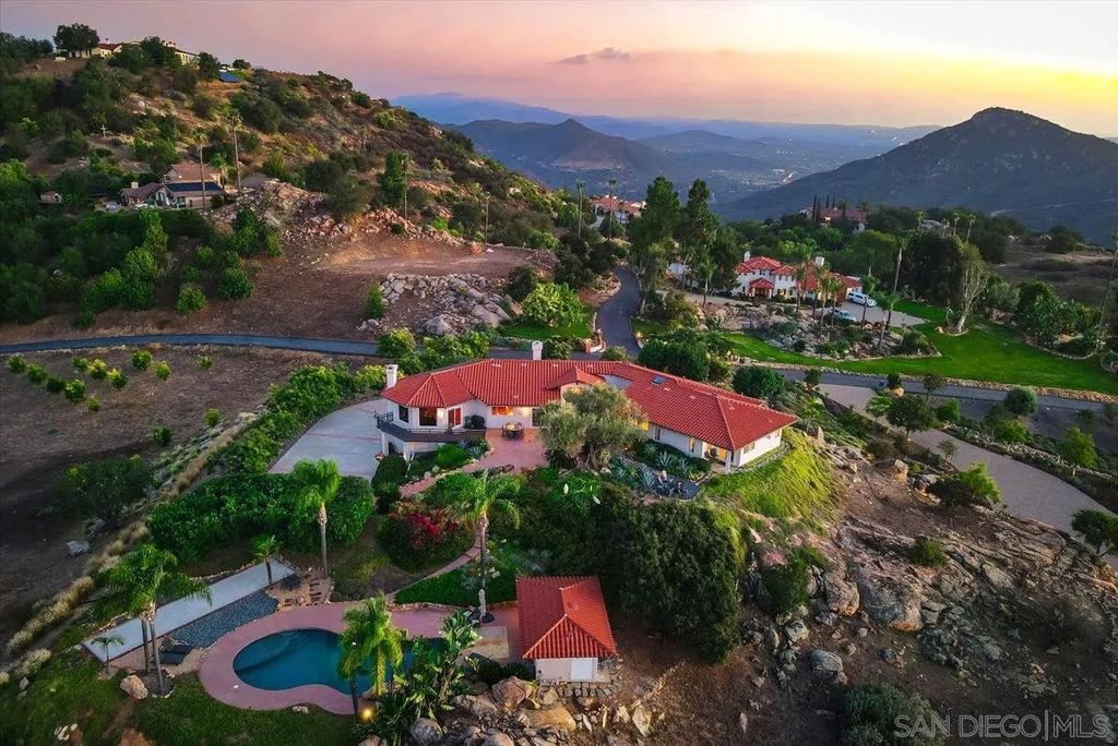 Photo of 14193 Ridge Canyon Road, Valley Center, CA 92082 (MLS # 250041436)