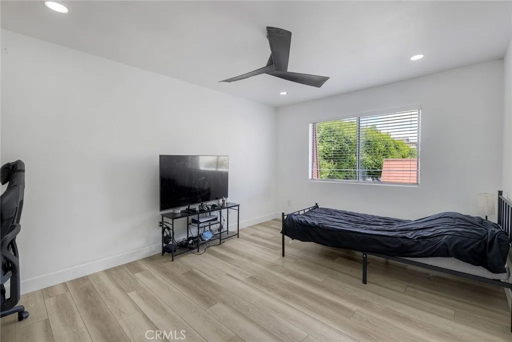 1434 Hilltop Drive 30