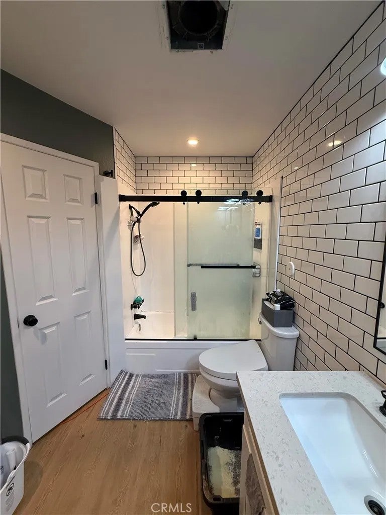 1800 E Heim 48