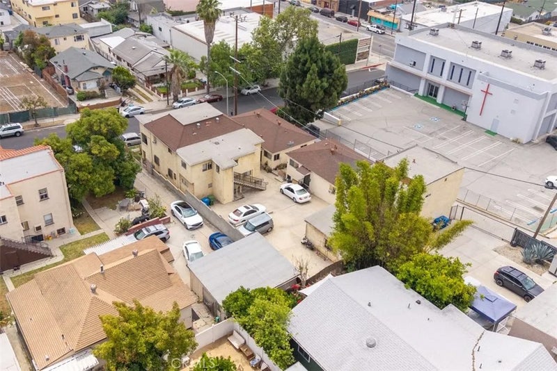 317 N Occidental