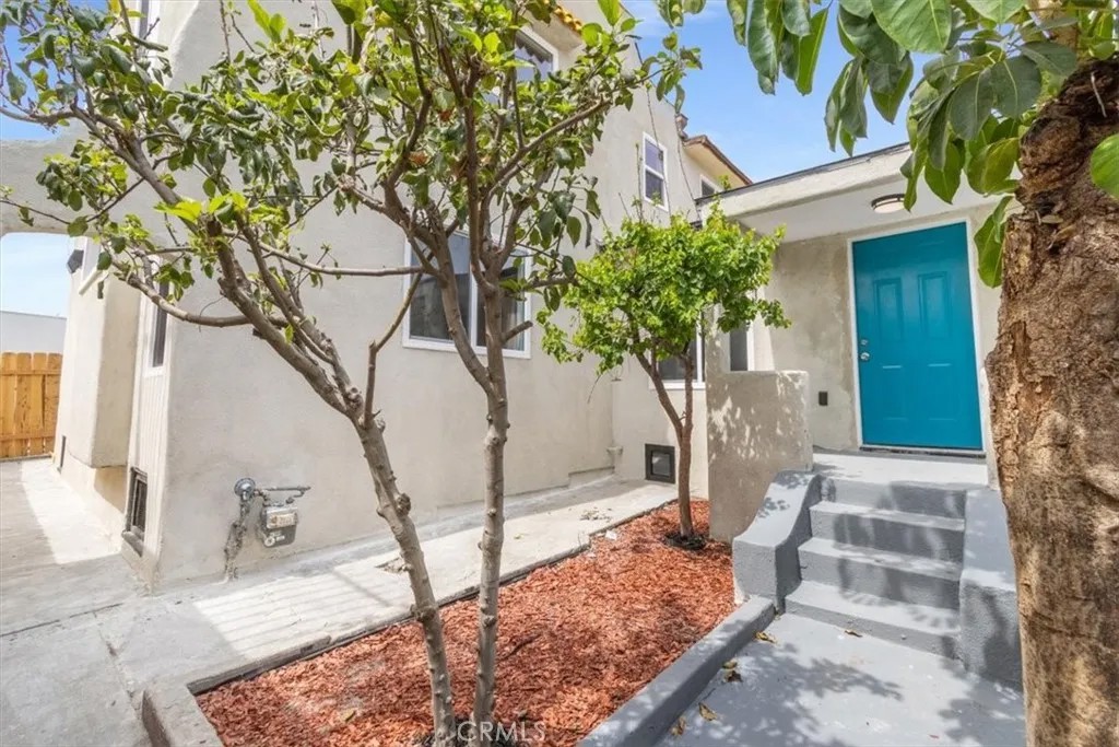 1521 N Bonnie Beach