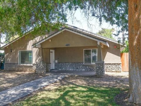 5742 Magnolia Riverside CA 92506