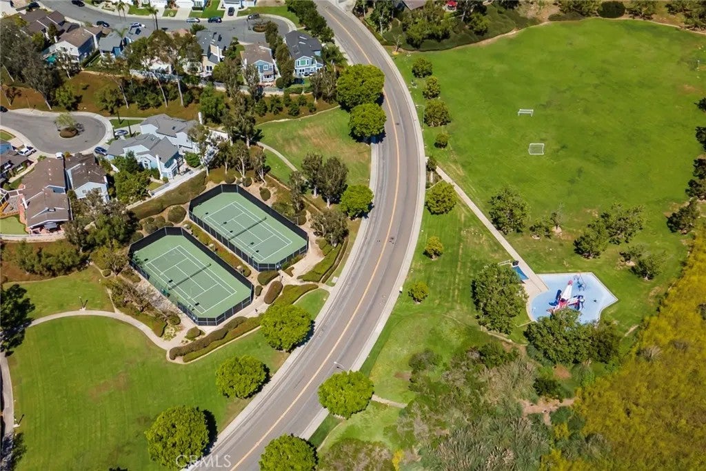 37 Terrace Circle
