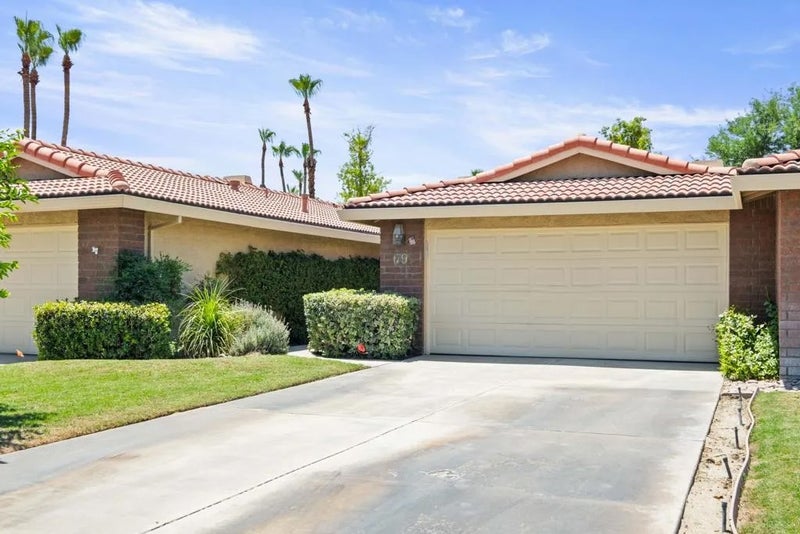 69 Camino Arroyo North