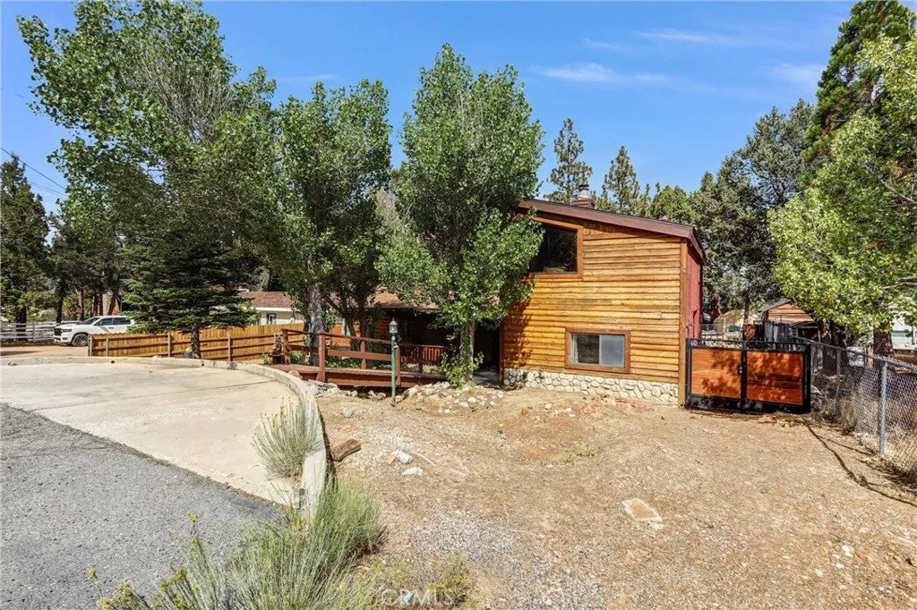 356 Greenspot Boulevard
