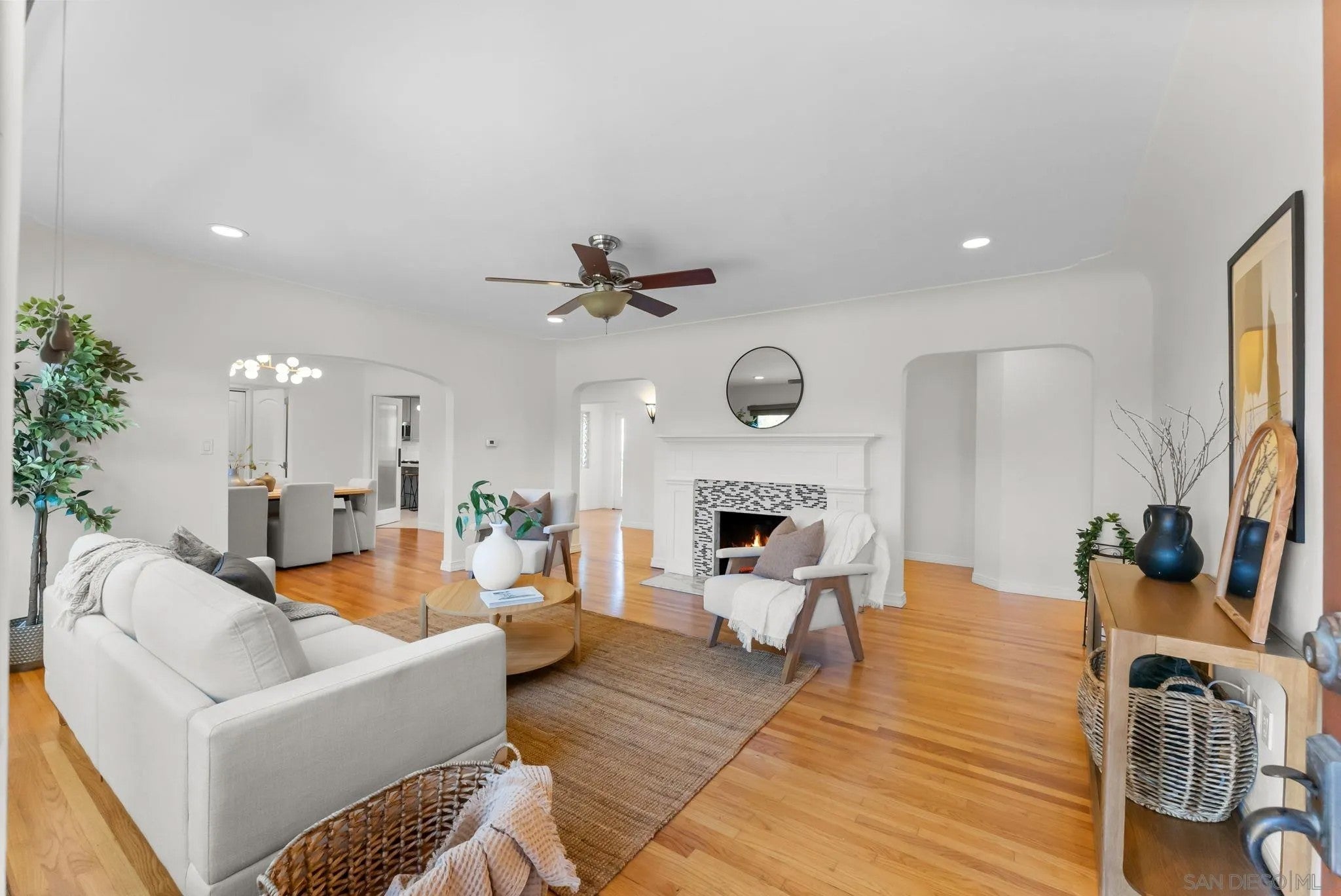 4391 Middlesex Drive