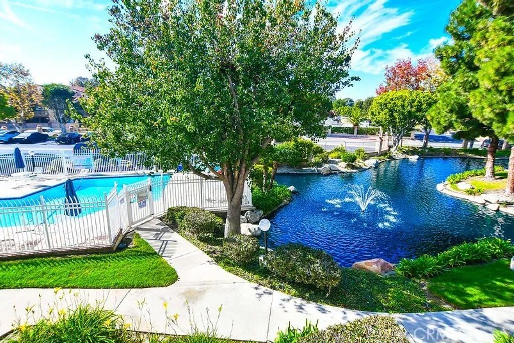 Photo of 16551 Grunion Lane #204, Huntington Beach, CA 92649 (MLS # PW25251851)