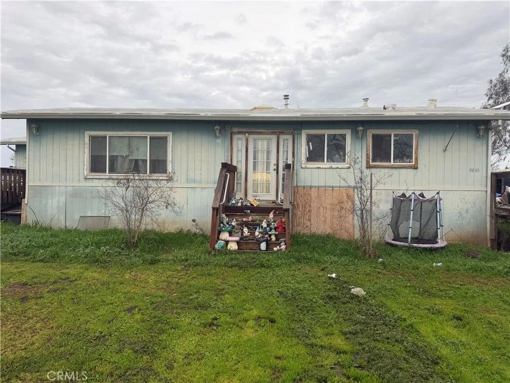 Photo of 9845 Ahart Rd, Oroville, CA 95966 (MLS # PW26040238)
