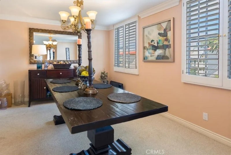 5339 Lindley Unit 207