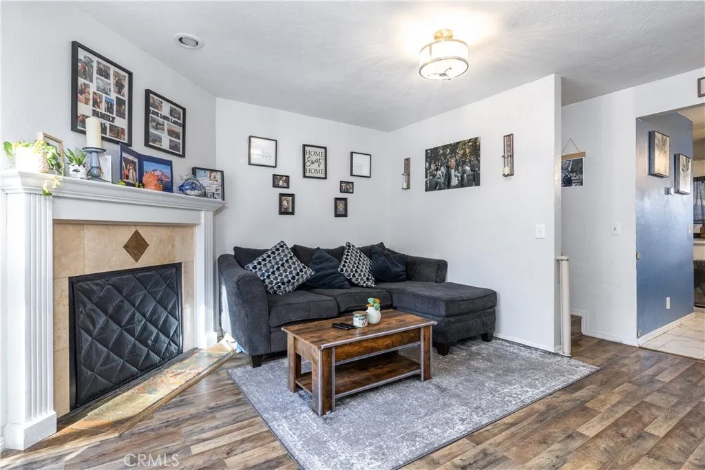 3750 El Camino Real