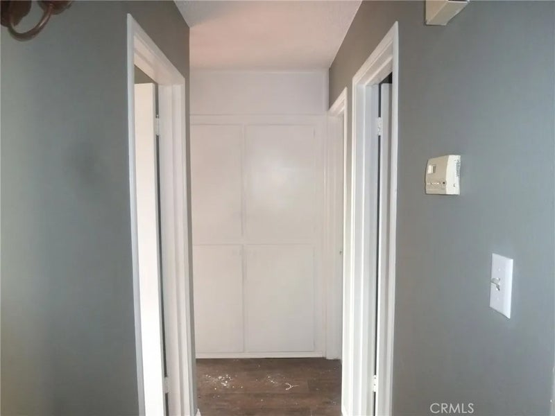 1406 Queens Circle