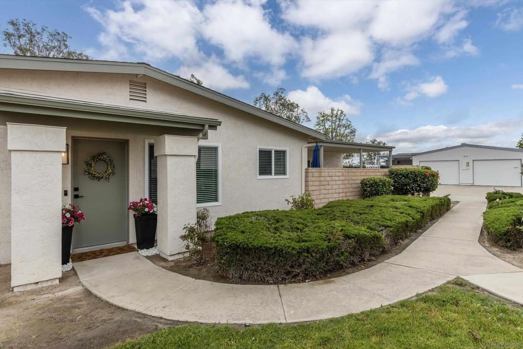 Photo of 3824 Orange Way, Oceanside, CA 92057 (MLS # 260011382)