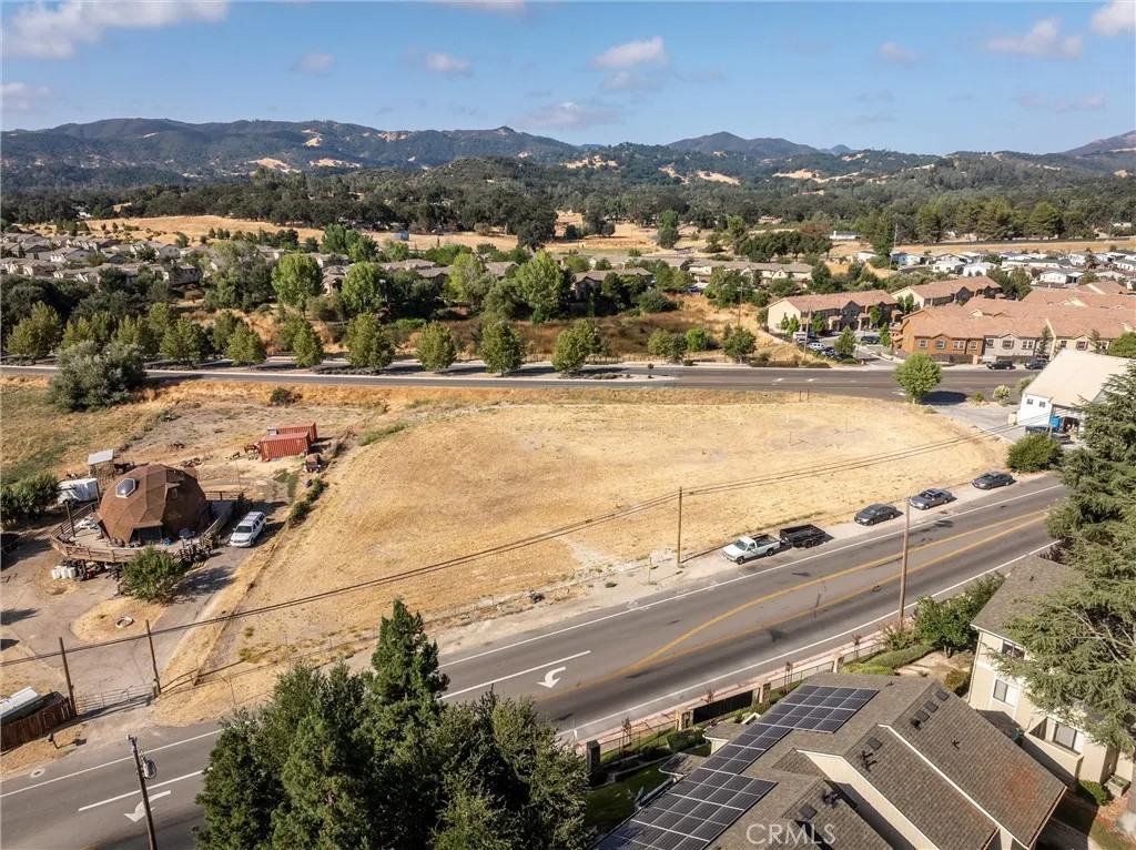 11305 Viejo Camino