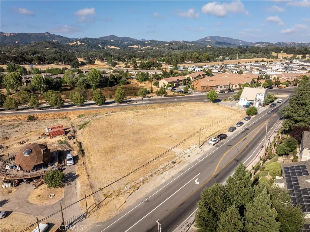 11305 Viejo Camino