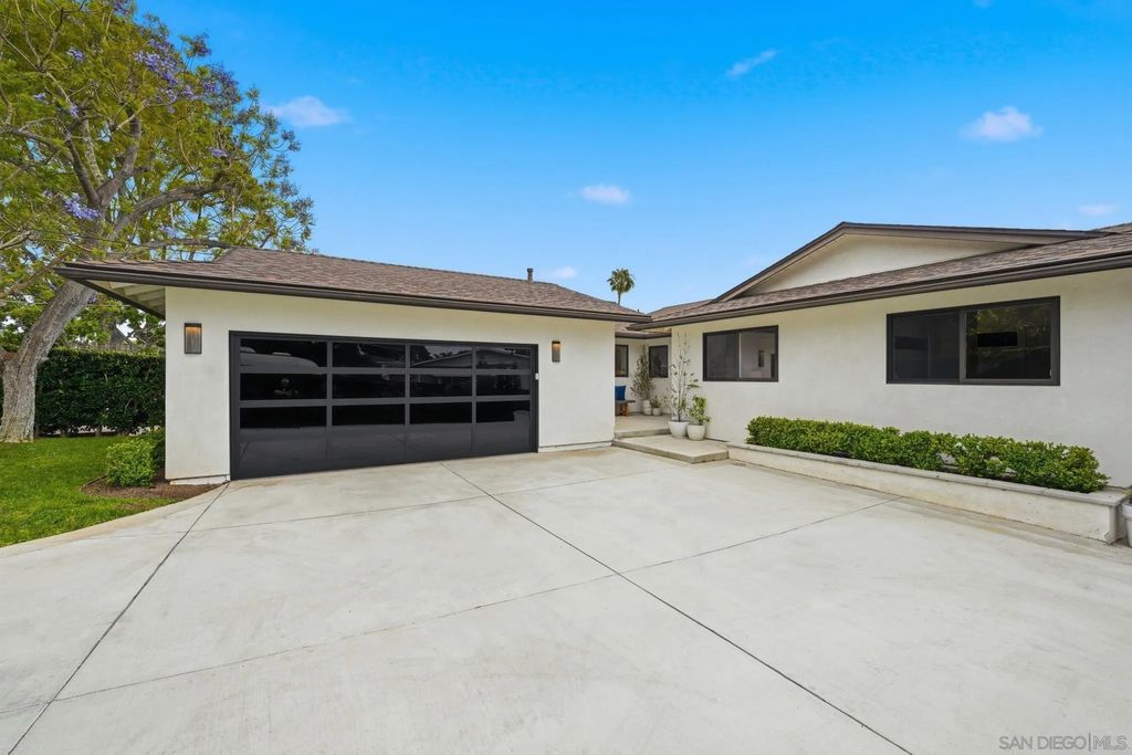 Photo of 1106 Wotan Drive, Encinitas, CA 92024 (MLS # 260010647)