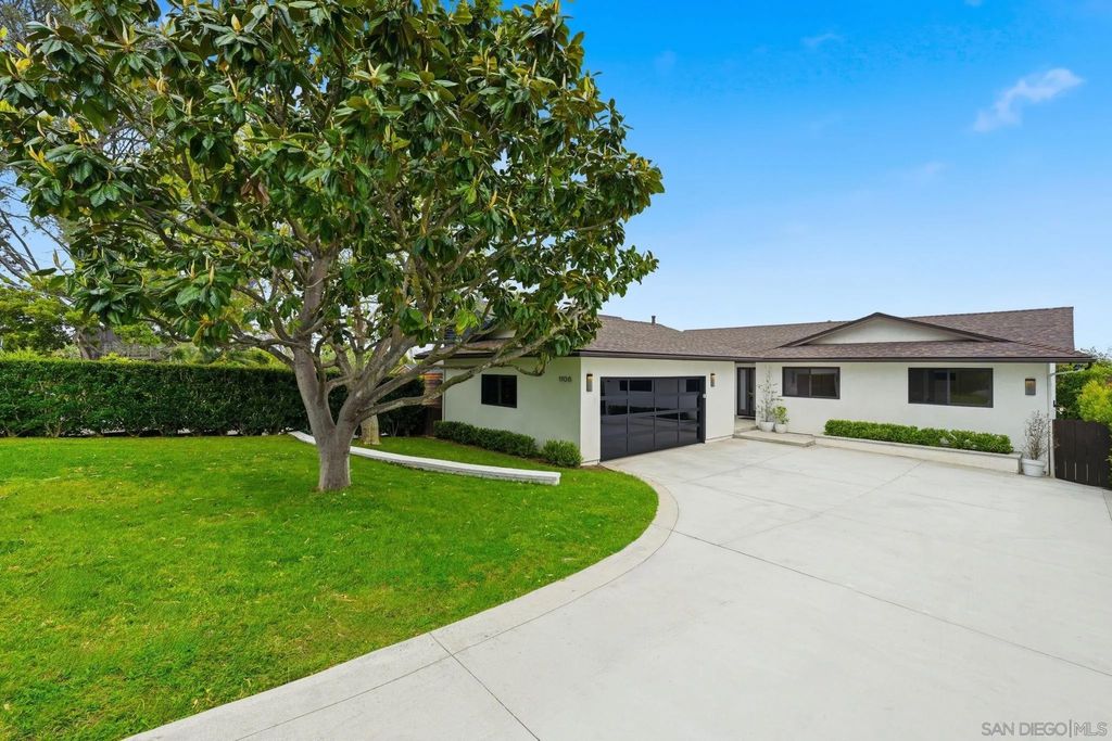 Photo of 1106 Wotan Drive, Encinitas, CA 92024 (MLS # 260010647)