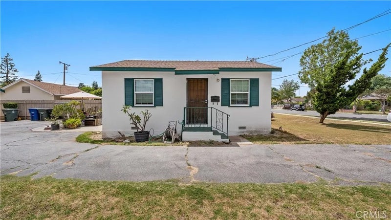 9228 Rio Dell St.