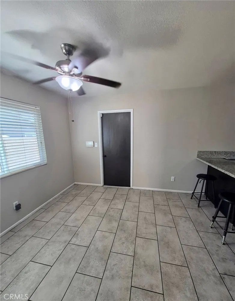 9785 Vine