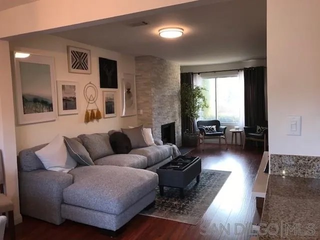 2771 Caminito San Marino