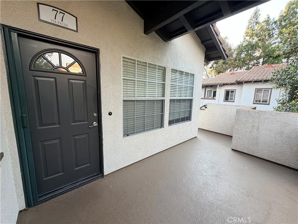 Photo of 77 Via Pausa, Rancho Santa Margarita, CA 92688 (MLS # OC26195970)