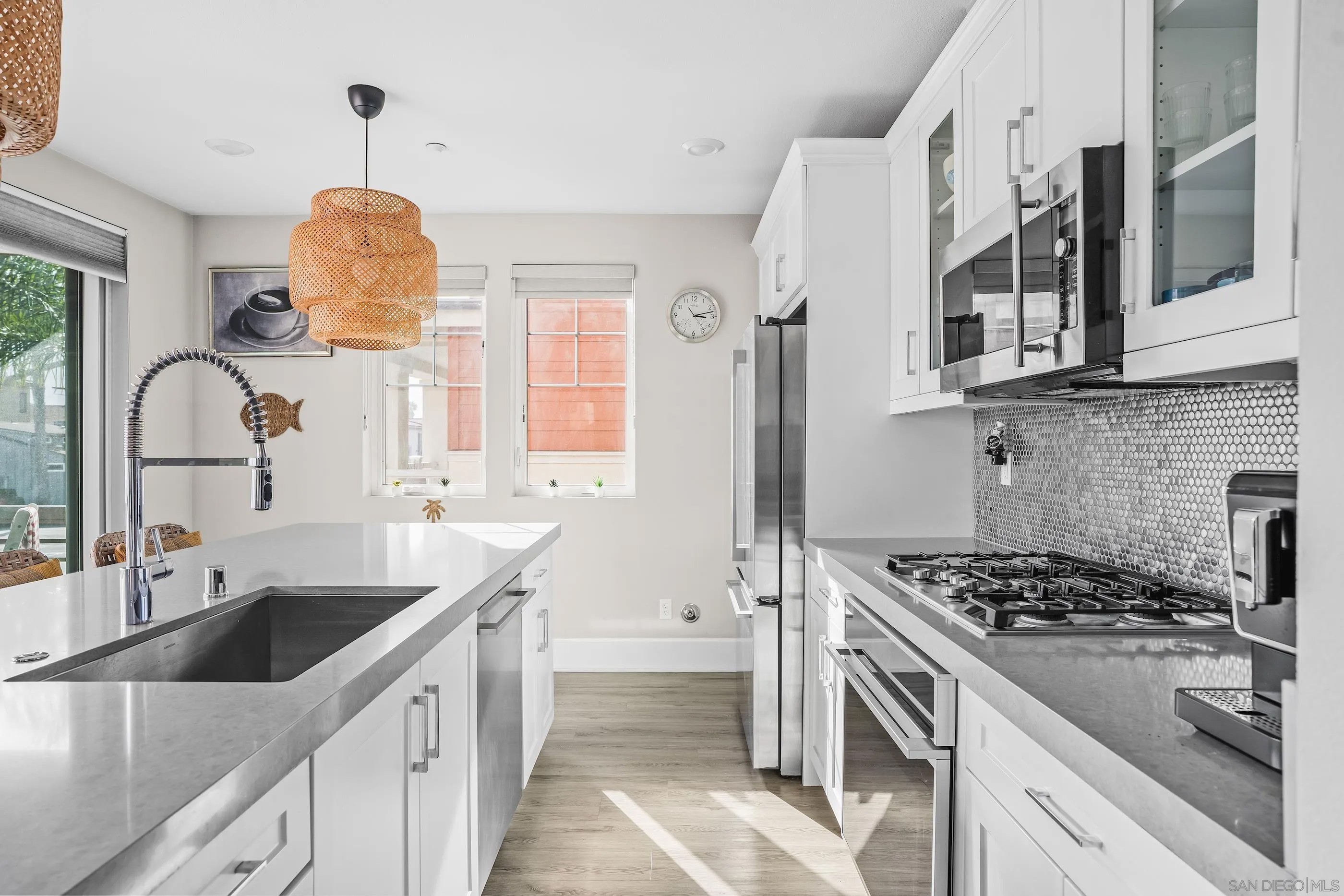 810 Santa Barbara Pl