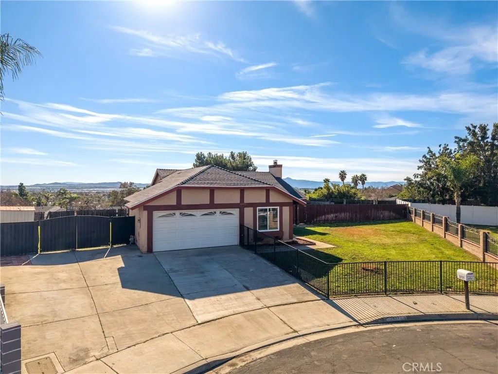 Photo of 22727 Glendon Drive, Moreno Valley, CA 92557 (MLS # OC26016570)