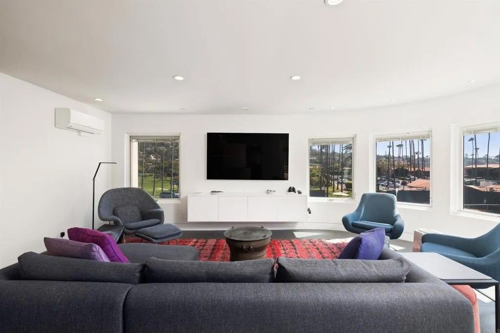 Photo of 2110 Avenida De La Playa #C, La Jolla, CA 92037 (MLS # NDP2602106)